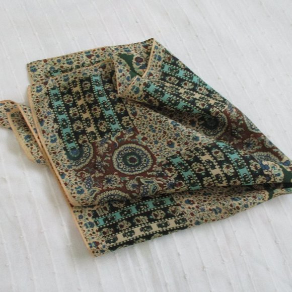 1970s patchwork scarf - Picture 5 of 5